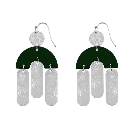 Kissa Collection - Silver Hunter Earrings