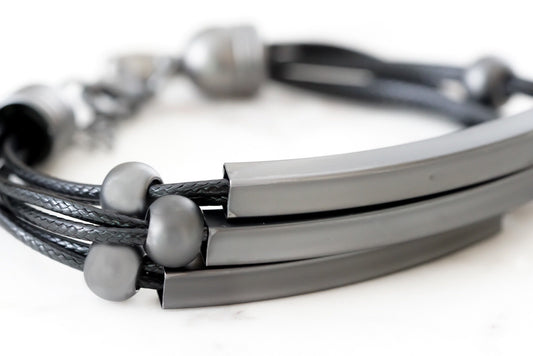 Metallic Collection - Black Raven Bracelet